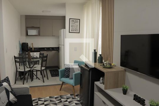 Apartamento à venda com 2 quartos, 42m² em Jardim Esmeraldina, Campinas