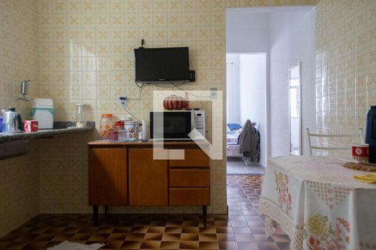 Cozinha de casa à venda com 3 quartos, 120m² em Vila Pita, São Paulo