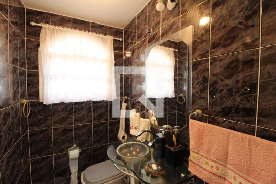 Lavabo de casa de condomínio à venda com 4 quartos, 550m² em Vargem Pequena, Rio de Janeiro