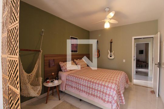 Quarto 1 de casa de condomínio à venda com 4 quartos, 550m² em Vargem Pequena, Rio de Janeiro