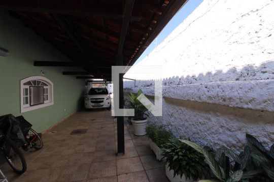 Garagem de casa de condomínio à venda com 4 quartos, 550m² em Vargem Pequena, Rio de Janeiro