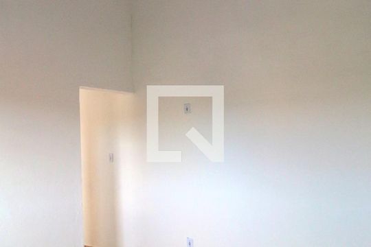 Quarto de kitnet/studio para alugar com 1 quarto, 23m² em Jardim Santa Lúcia, Campinas