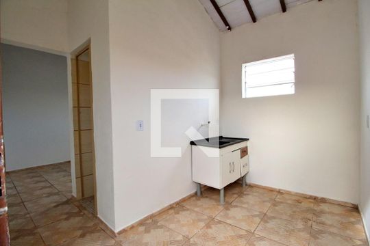 Kitnet/Studio para alugar com 1 quarto, 23m² em Jardim Santa Lúcia, Campinas