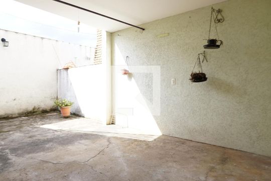Casa para alugar com 3 quartos, 130m² em Vila Nova Cachoeirinha, São Paulo