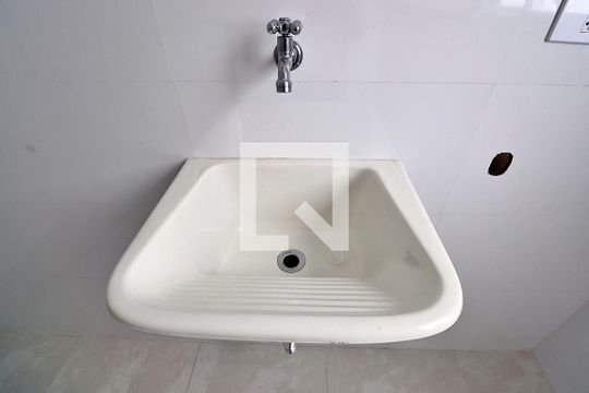 Área de Serviço de apartamento para alugar com 2 quartos, 54m² em Santa Maria, Santo André