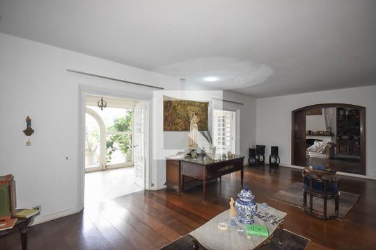 Sala de casa à venda com 4 quartos, 500m² em Morumbi , São Paulo