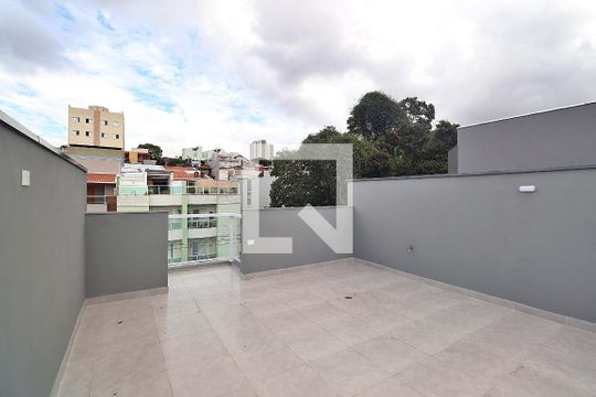 Cobertura de apartamento para alugar com 2 quartos, 108m² em Santa Maria, Santo André