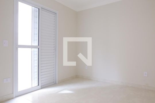 SuiteSuite de apartamento para alugar com 2 quartos, 108m² em Santa Maria, Santo André