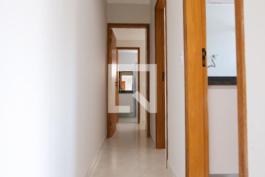 Corredor dos Quartos de apartamento para alugar com 2 quartos, 108m² em Santa Maria, Santo André