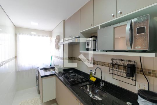 Cozinha de apartamento à venda com 2 quartos, 50m² em Parque Jambeiro, Campinas