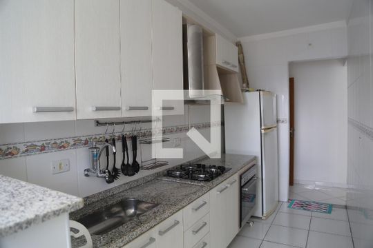 Cozinha - Armários de apartamento para alugar com 2 quartos, 70m² em Guilhermina, Praia Grande