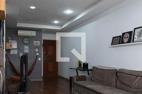 Sala de apartamento para alugar com 3 quartos, 85m² em Recreio dos Bandeirantes, Rio de Janeiro