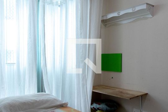 Quarto de apartamento para alugar com 3 quartos, 85m² em Recreio dos Bandeirantes, Rio de Janeiro