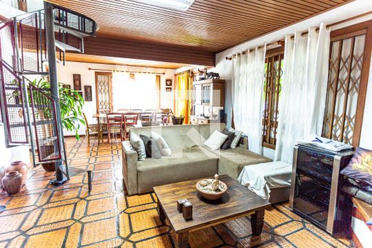 Casa à venda com 3 quartos, 650m² em Ideal, Novo Hamburgo
