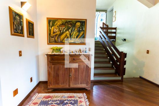 Hall social de casa à venda com 3 quartos, 650m² em Ideal, Novo Hamburgo