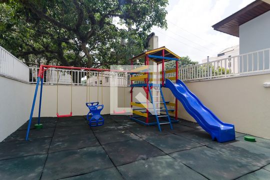 Playground de apartamento à venda com 1 quarto, 69m² em Chácara Inglesa, São Paulo