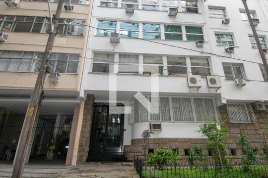 Fachada de apartamento à venda com 4 quartos, 230m² em Copacabana, Rio de Janeiro