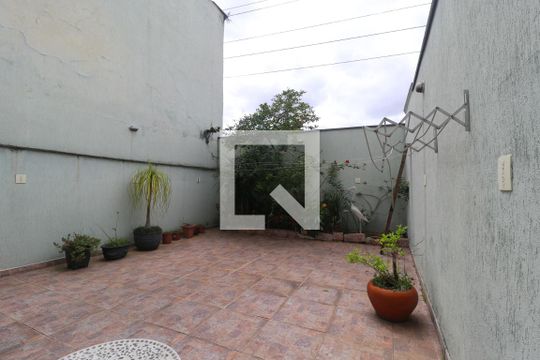 Quintal de casa à venda com 4 quartos, 222m² em Planalto Paulista, São Paulo