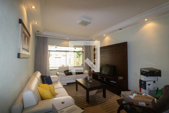 Sala de casa à venda com 4 quartos, 222m² em Planalto Paulista, São Paulo