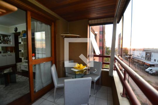 Sala de apartamento à venda com 2 quartos, 65m² em Jardim Lindóia, Porto Alegre