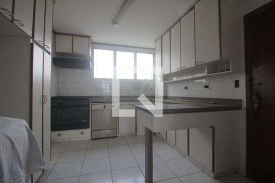 Cozinha de apartamento à venda com 2 quartos, 100m² em Jardim Taboão, São Paulo