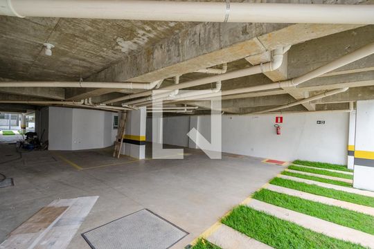 Garagem de apartamento para alugar com 2 quartos, 62m² em Alto Caiçaras, Belo Horizonte
