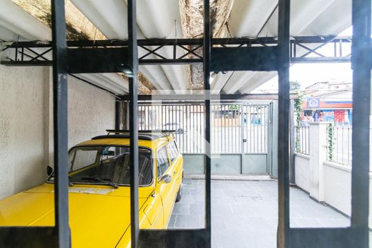 Vista da Sala de casa para alugar com 2 quartos, 150m² em Vila Guarani, São Paulo
