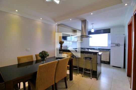 Cozinha de casa de condomínio à venda com 3 quartos, 158m² em Vila Assunção, Santo André