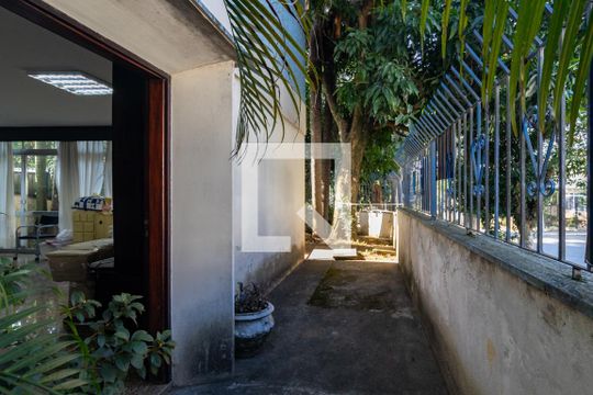 Jardim de casa à venda com 4 quartos, 340m² em Planalto Paulista, São Paulo