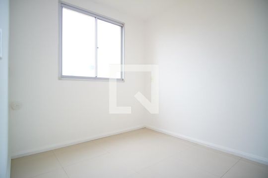 Quarto 1 de apartamento para alugar com 2 quartos, 45m² em Sarandi, Porto Alegre