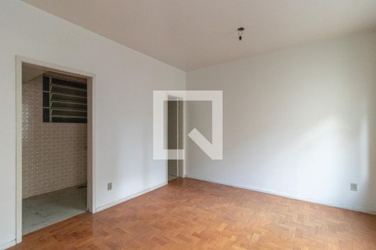 Sala/Quarto de apartamento para alugar com 1 quarto, 32m² em Centro Histórico, Porto Alegre