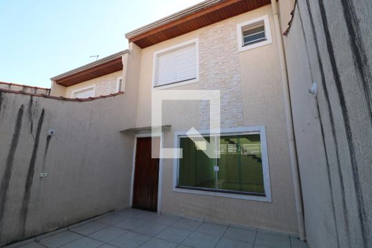 Garagem de casa à venda com 3 quartos, 110m² em Vila Antonieta, São Paulo