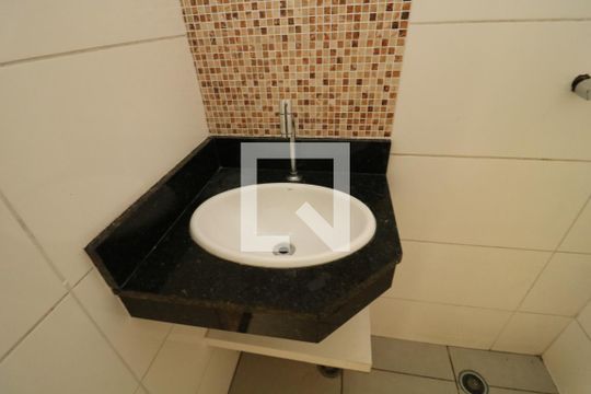 Banheiro Suíte 2 de casa à venda com 3 quartos, 110m² em Vila Antonieta, São Paulo