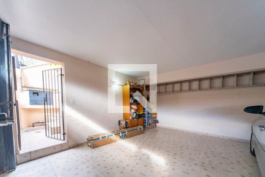 Garagem de casa à venda com 2 quartos, 135m² em Vila América, Santo André