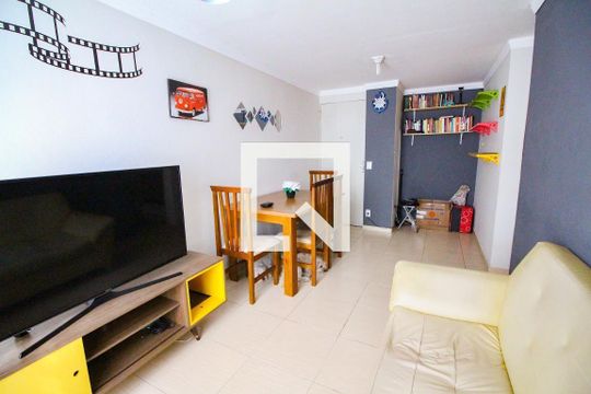 Sala de apartamento à venda com 2 quartos, 43m² em Jardim Vivan, São Paulo