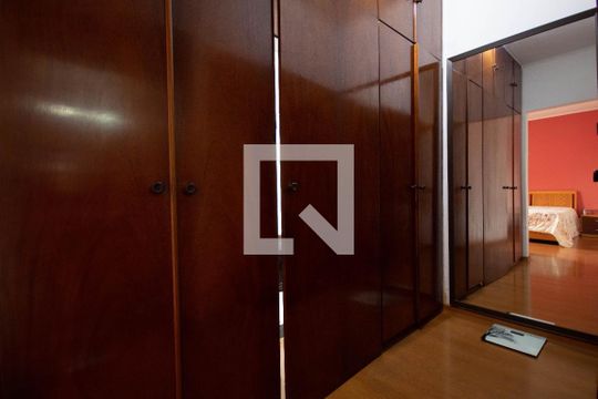 Closet de apartamento à venda com 3 quartos, 160m² em Centro, Osasco