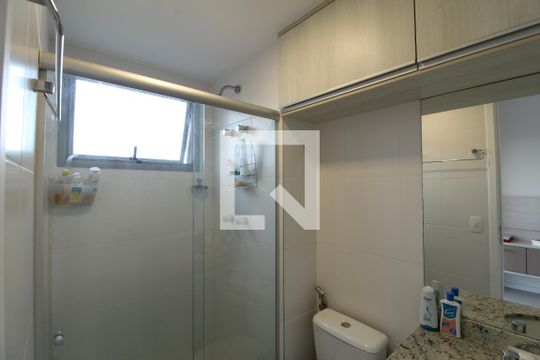 Banheiro - Suíte de apartamento para alugar com 3 quartos, 93m² em Vargem Pequena, Rio de Janeiro