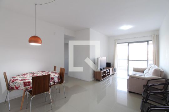 Apartamento para alugar com 3 quartos, 93m² em Vargem Pequena, Rio de Janeiro