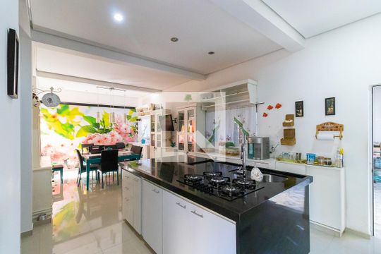 Cozinha de casa à venda com 4 quartos, 274m² em Vila Industrial, Campinas
