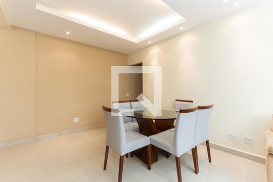 Sala de apartamento para alugar com 2 quartos, 105m² em Tijuca, Rio de Janeiro