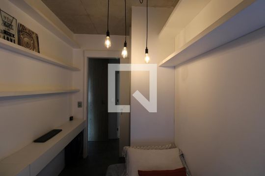 Quarto  de apartamento à venda com 2 quartos, 70m² em Jardim das Acácias, São Paulo