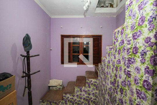 Closet de casa à venda com 3 quartos, 125m² em Jardim Independência, São Paulo