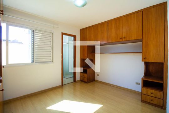 Quarto de casa de condomínio à venda com 3 quartos, 190m² em Vila Moraes, São Paulo