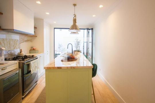 Cozinha de casa à venda com 2 quartos, 200m² em Cidade Monções, São Paulo