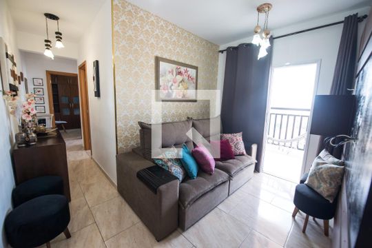 Apartamento para alugar com 2 quartos, 50m² em Vila Nossa Senhora das Gracas, Taubaté