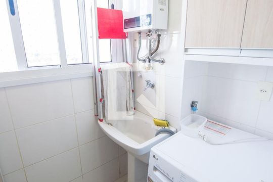 Área de Serviço de apartamento para alugar com 2 quartos, 50m² em Vila Nossa Senhora das Gracas, Taubaté