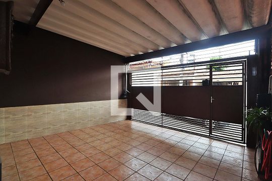 Garagem de casa à venda com 2 quartos, 139m² em Vila Francisco Matarazzo, Santo André
