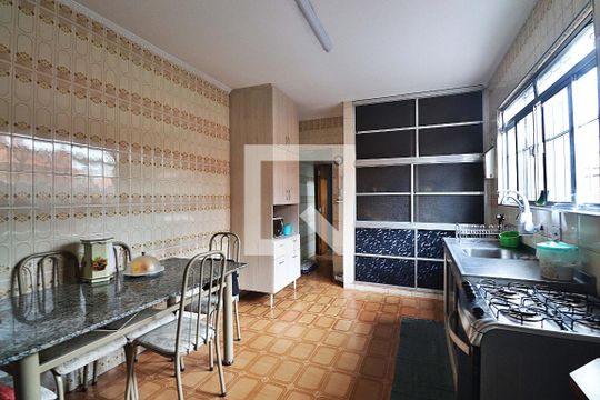 Cozinha de casa à venda com 2 quartos, 139m² em Vila Francisco Matarazzo, Santo André