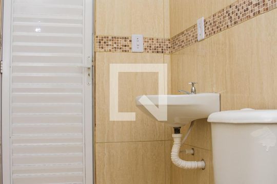 Banheiro Social de apartamento à venda com 2 quartos, 65m² em Cachambi, Rio de Janeiro