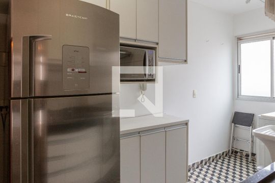 Apartamento para alugar com 2 quartos, 48m² em Lapa de Baixo, São Paulo